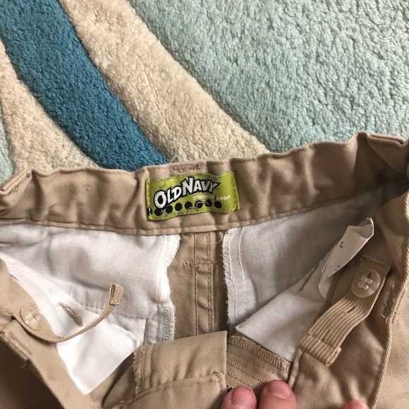 Old Navy Straight Khakis size 7 regular. 100% cotton. - Picture 4 of 7